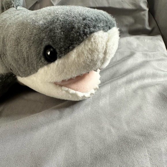 WILD REPUBLIC Gray Shark Plush 15" - Picture 4 of 13